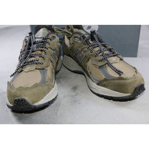 New Balance 2002R Green Grey M2002RDN Mens 6.5 Womens 8 Lifestyle Sneaker NWT main image 12